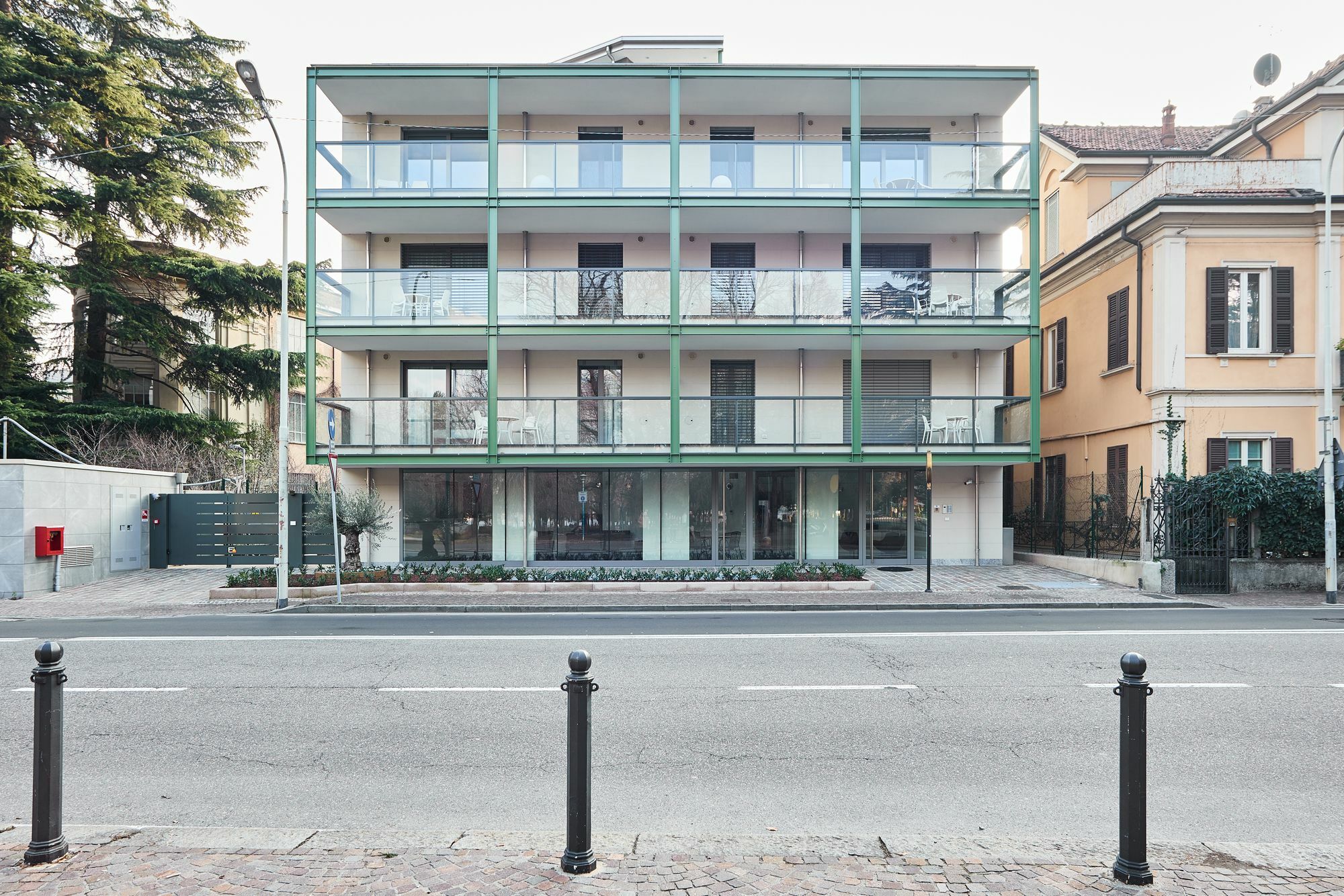 Aparthotel La Perla By Sedar Côme Esterno foto